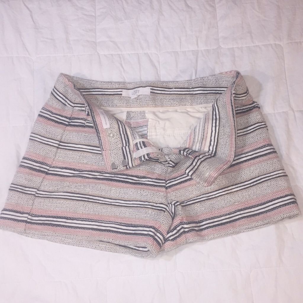 Loft Shorts Size 2.